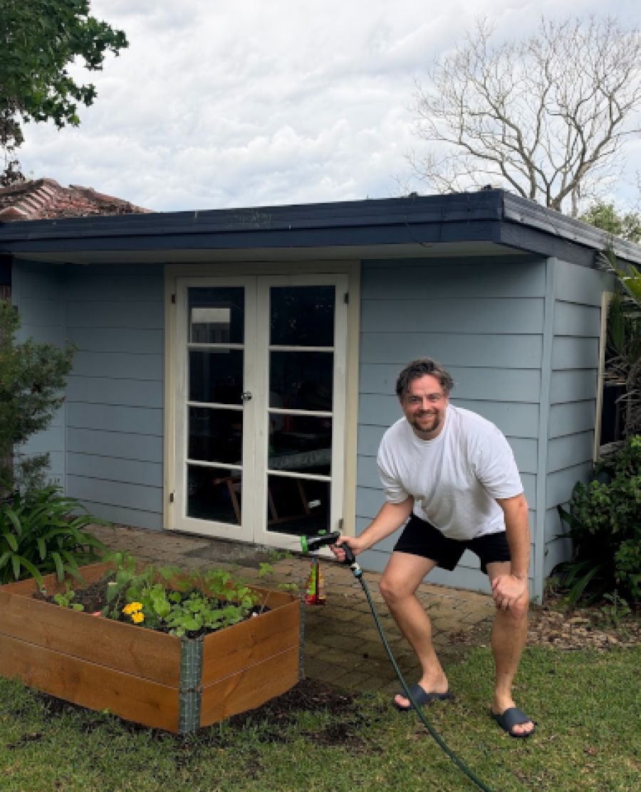 Wentworthville dad turns struggling lawn into a green contender
