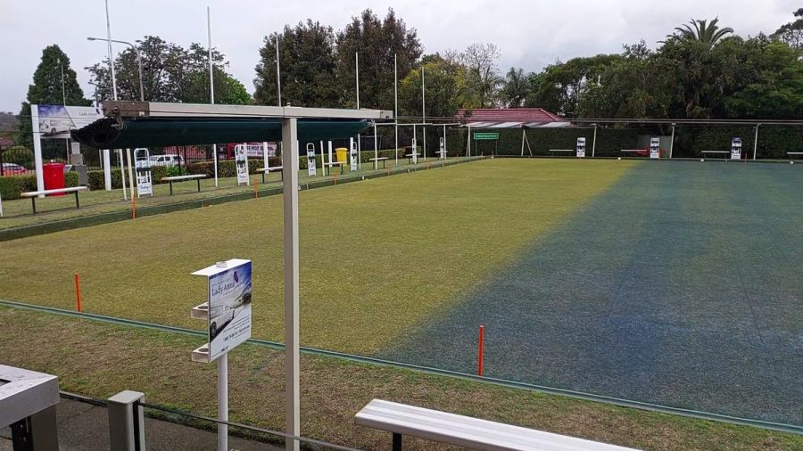 Northmead Bowling Club demonstrates its support for the Eels